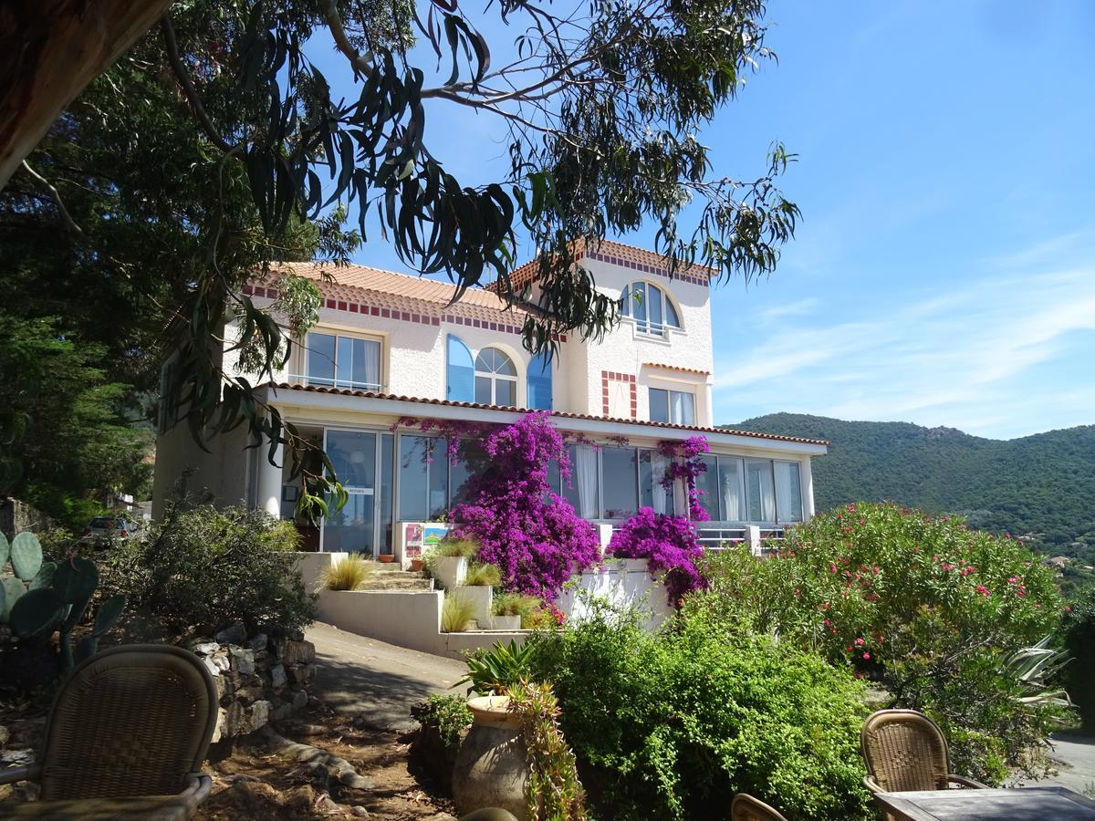 Azur Hotel Le Lavandou Exterior foto